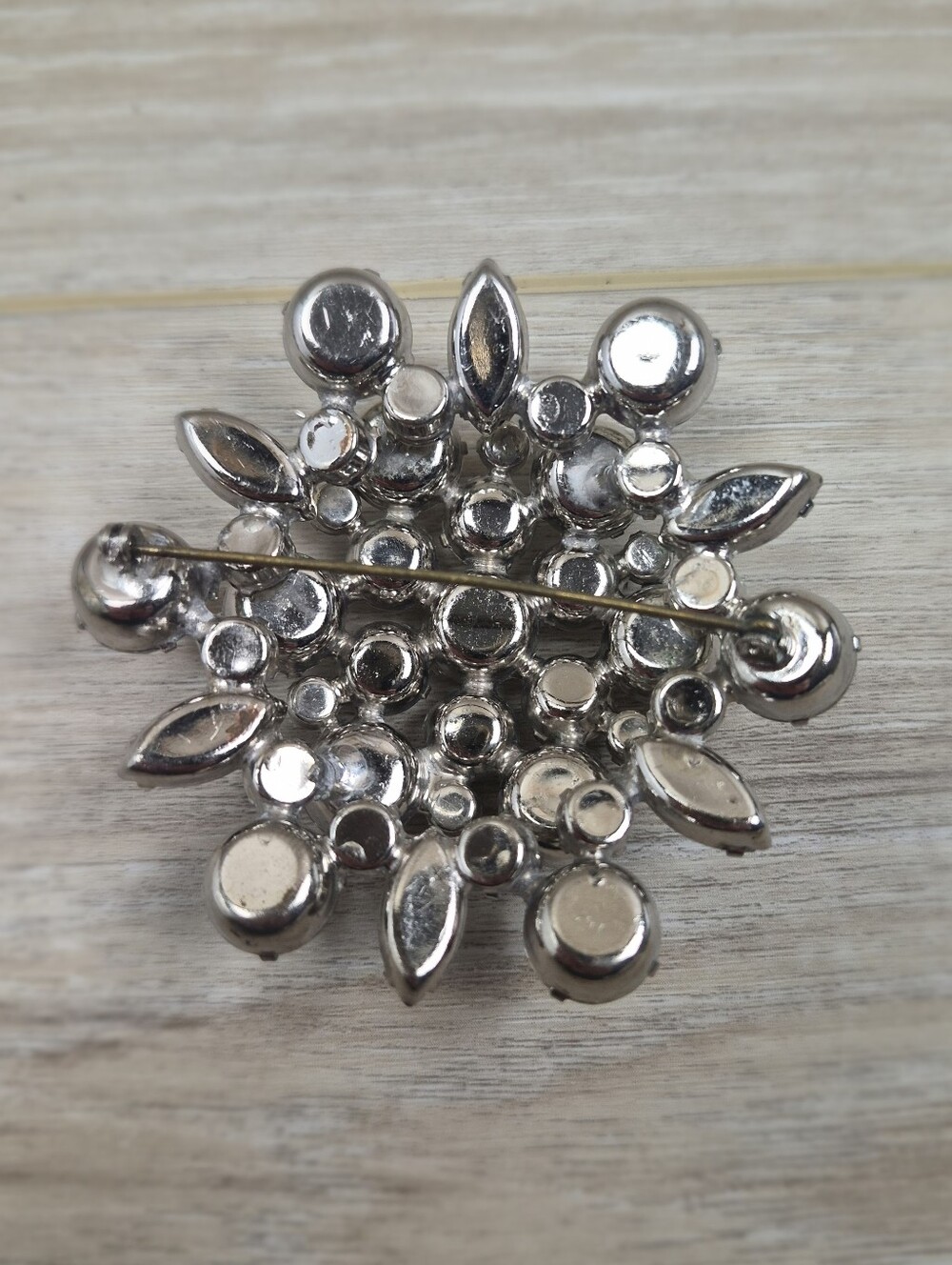 Clear Crystal Flower Cluster Brooch - Women Jewelry - Picture 2 of 3